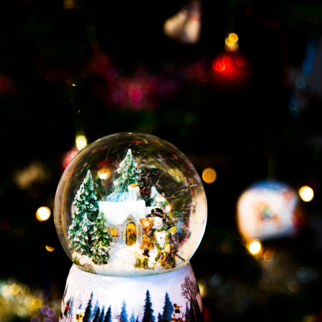 snow-globe-christmas