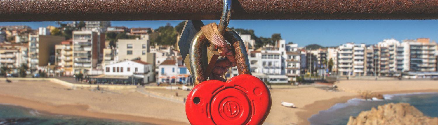 heart lock on bridge